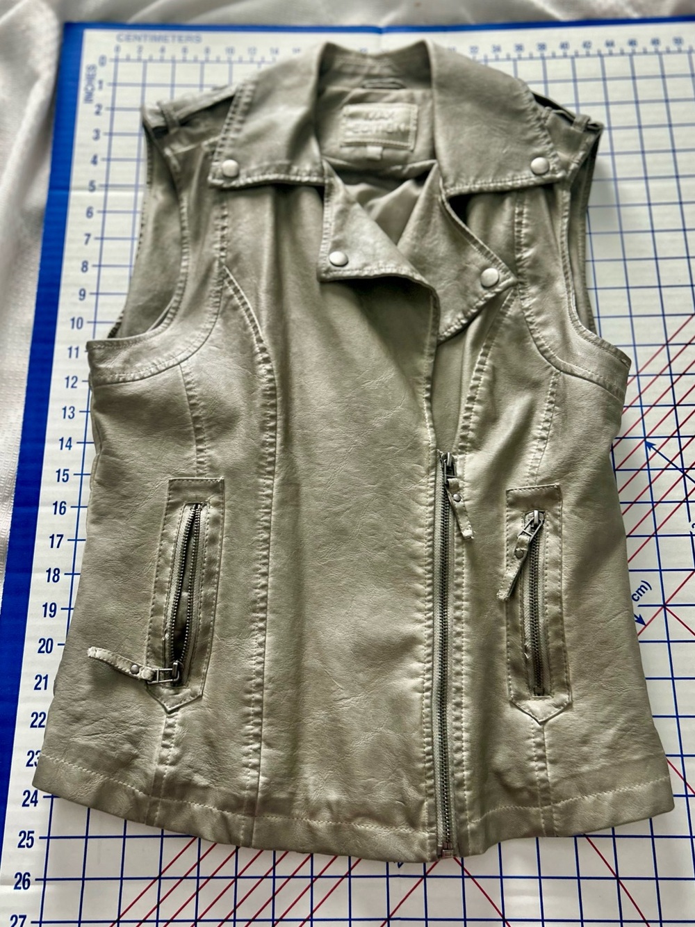 Max Edition Sleeveless Moto Vest